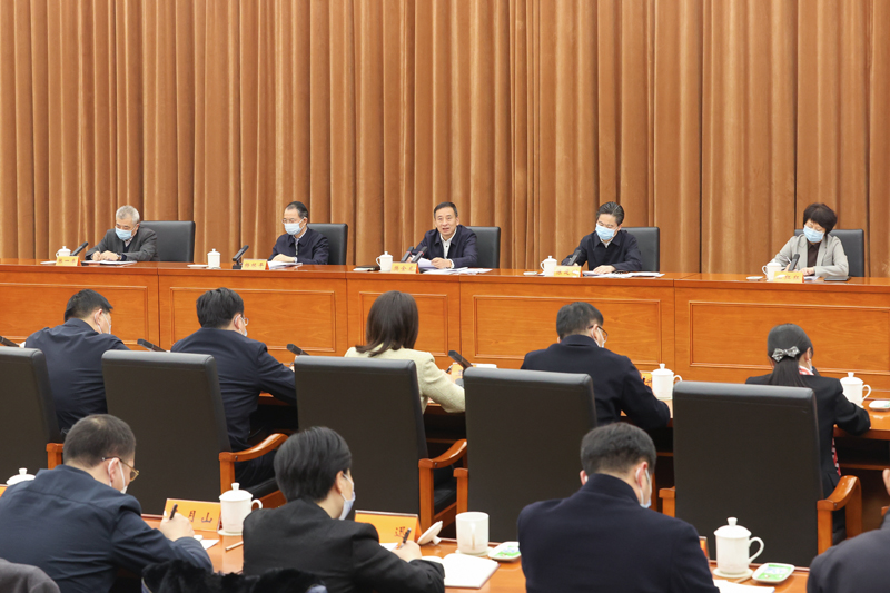 省人大常委會扎實推進在蘇全國人大代表提出議案建議工作