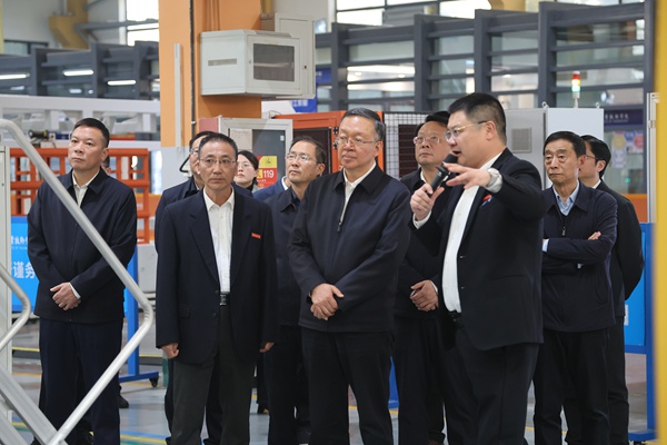 全國(guó)人大教科文衛(wèi)委調(diào)研組來(lái)蘇調(diào)研“雙一流”和現(xiàn)代職業(yè)教育體系建設(shè)