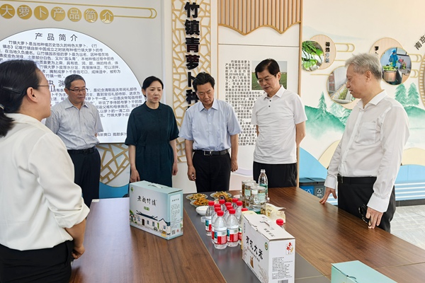 魏國強(qiáng)在南京開展代表建議督辦調(diào)研