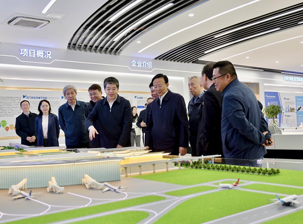 夏心旻赴南通開(kāi)展交通類專項(xiàng)債券項(xiàng)目實(shí)施情況專題調(diào)研