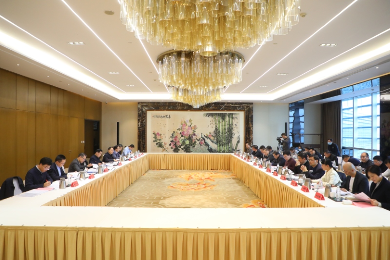 張愛軍在宜興宣講黨的二十屆四中全會精神并就宜興陶瓷高質(zhì)量發(fā)展開展立法調(diào)研